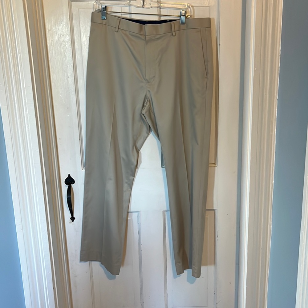Banana Republic Men’s Khaki pants - 34waist 30 length